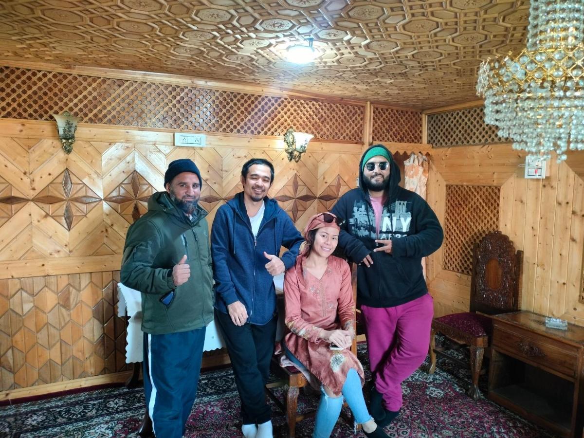 Lala Rukh Group Of Houseboats Hotel Srīnagar Eksteriør billede