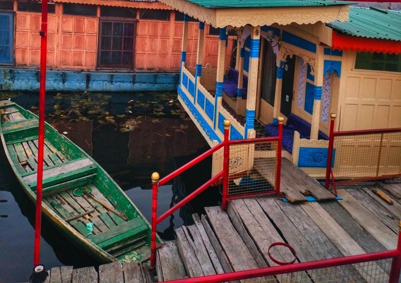 Lala Rukh Group Of Houseboats Hotel Srīnagar Eksteriør billede